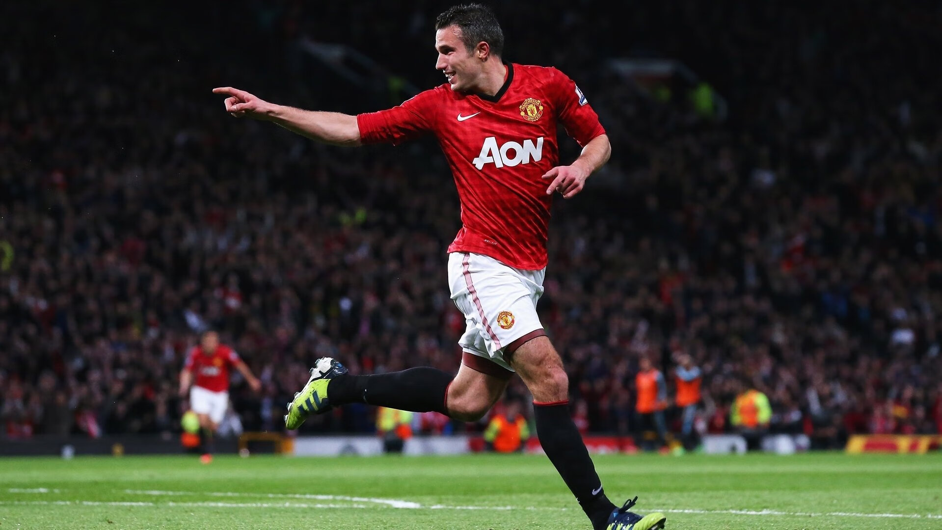 阿伦·斯密斯：全黑队的“战术大师”，传球精准度堪称完美